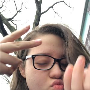 Meet your Posher, Alyssa